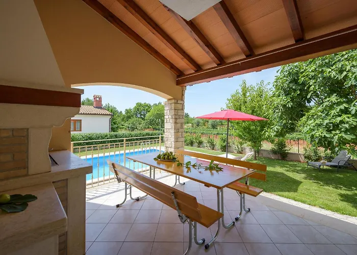 Three-bedroom In * Tinjan