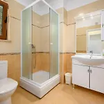 Three-bedroom In Tinjan