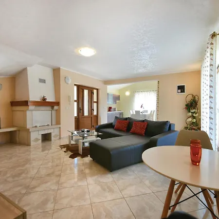 Amazing In Holiday home